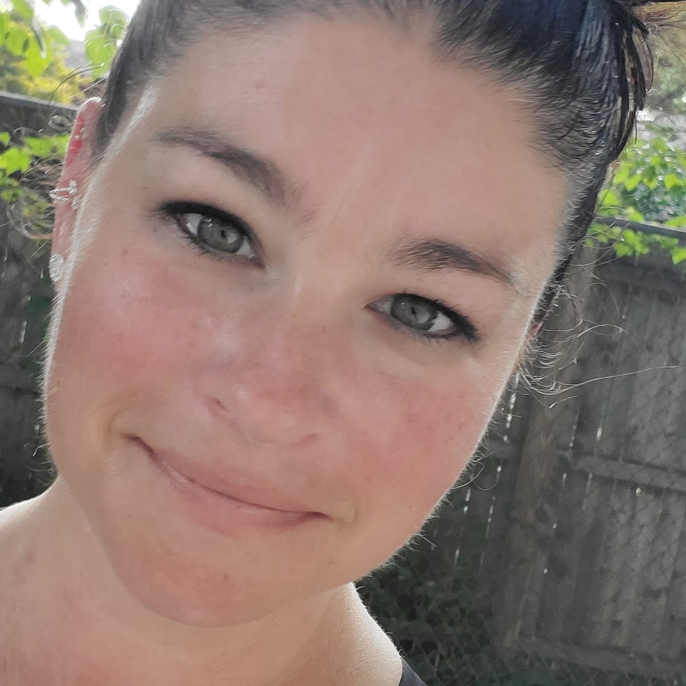 Meet your Posher, Linda